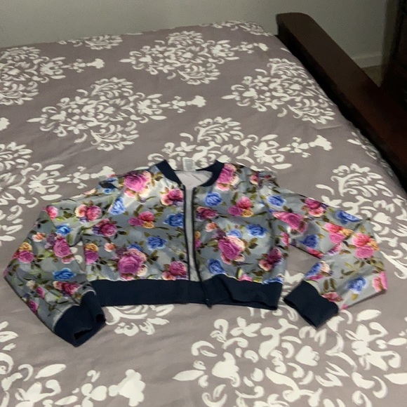 Children clothes - Picture 2 of 16